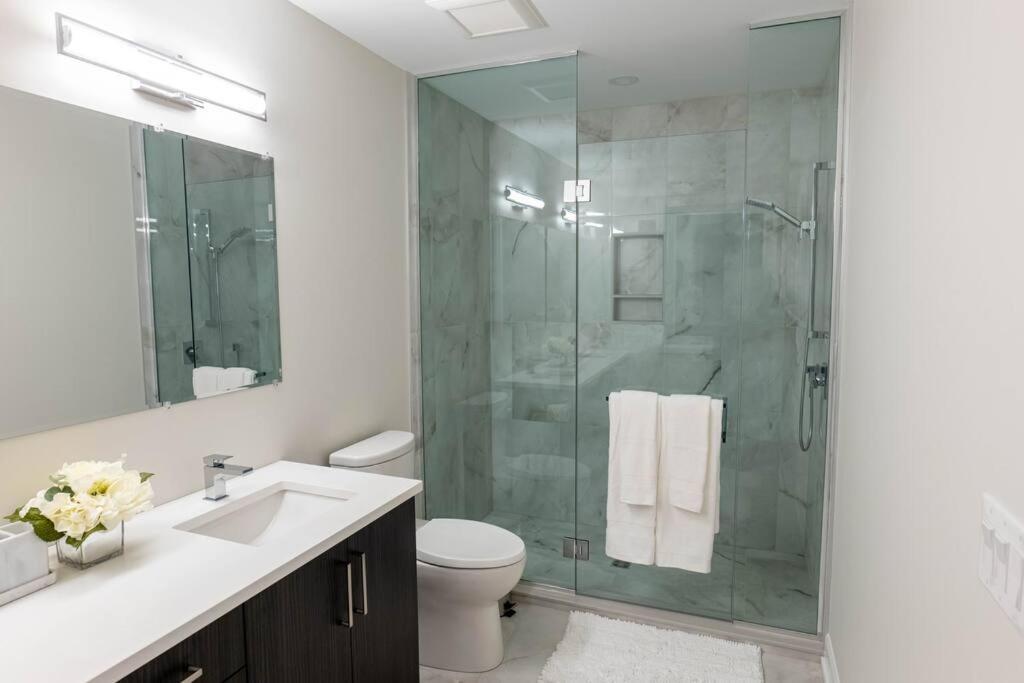 Luxury Niagara 3 Bdr Townhouse /Garage Apartment Exterior photo